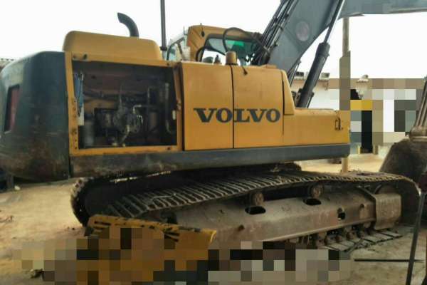 云南出售转让二手6586小时2010年沃尔沃EC210BLC挖掘机