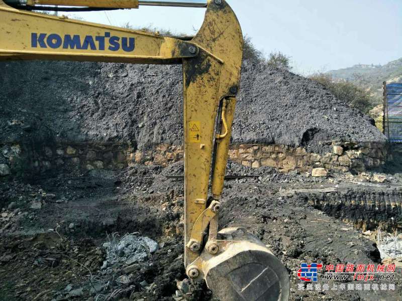山西出售转让二手2800小时2014年小松PC56挖掘机