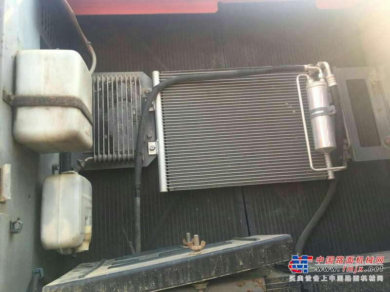 山东出售转让二手7600小时2010年日立ZX240挖掘机