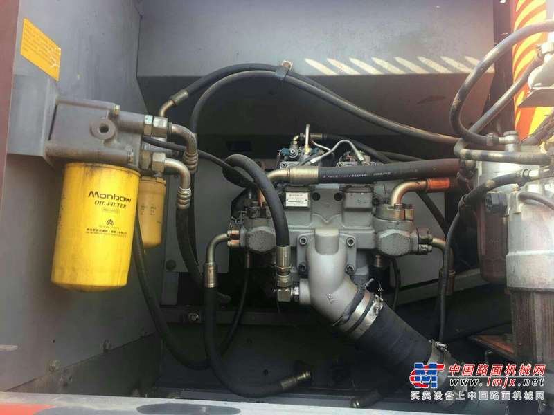 山东出售转让二手7600小时2010年日立ZX240挖掘机