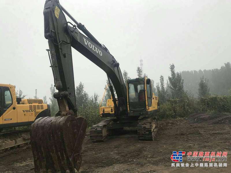 山东出售转让二手6671小时2013年沃尔沃EC210B挖掘机
