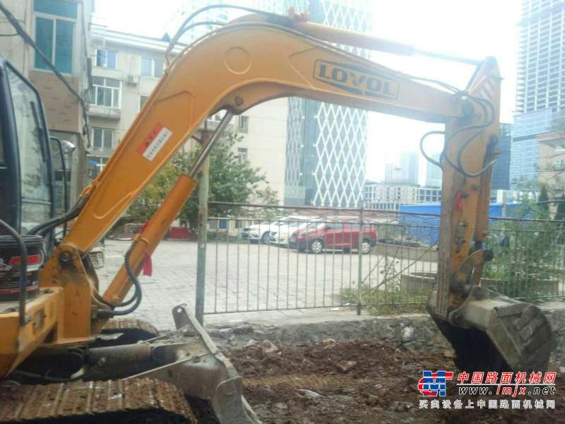 辽宁出售转让二手5000小时2010年福田雷沃FR65挖掘机