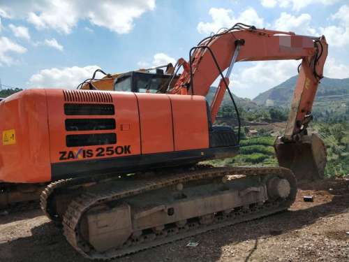 云南出售转让二手4681小时2014年日立ZX210K挖掘机