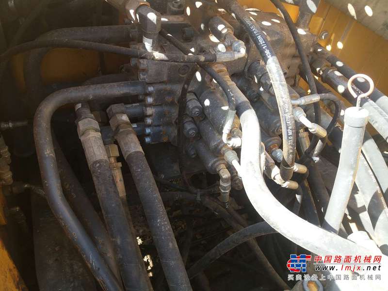 陕西出售转让二手5900小时2012年沃尔沃EC210B挖掘机
