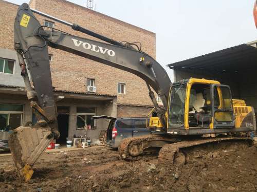 陕西出售转让二手5600小时2010年沃尔沃EC210BLC挖掘机