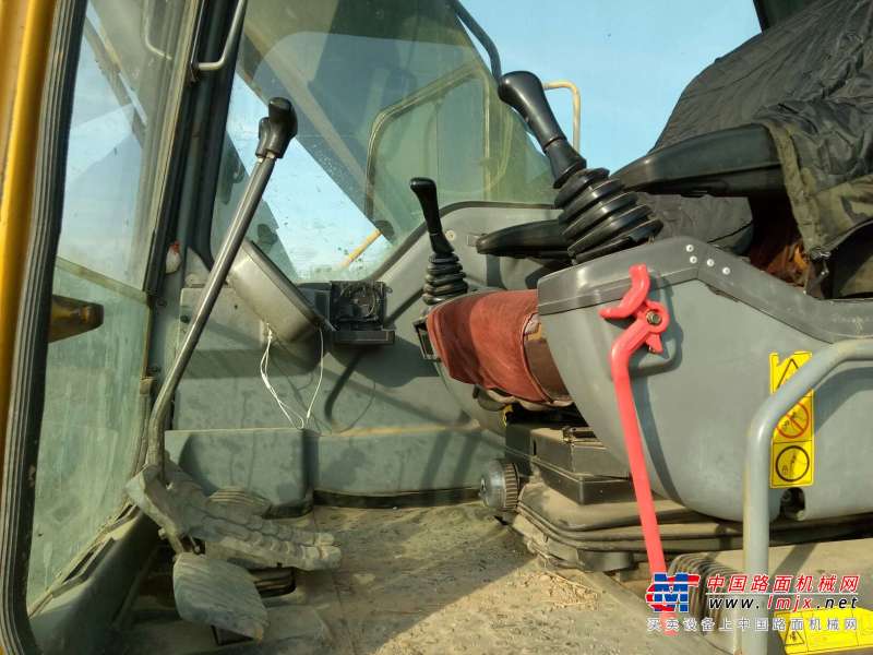 黑龙江出售转让二手9000小时2011年沃尔沃EC210BLC挖掘机