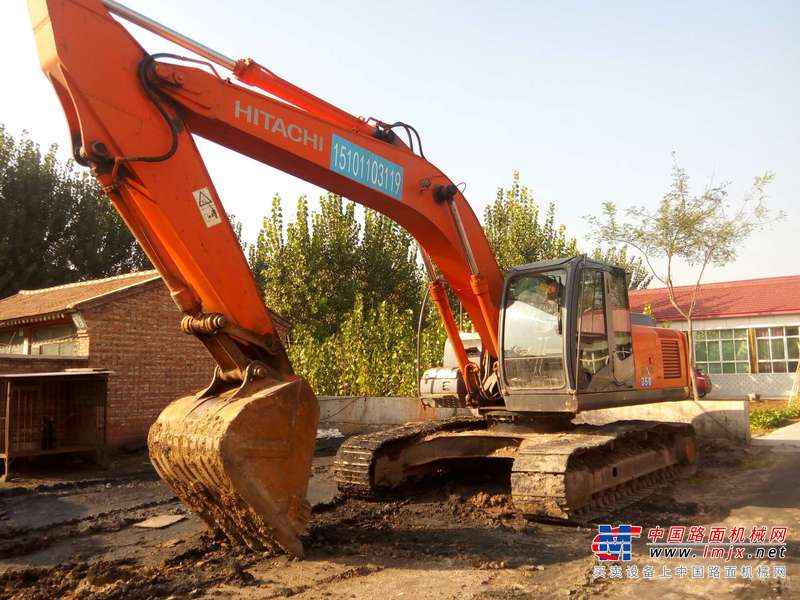 北京出售转让二手7800小时2009年日立ZX250LC挖掘机
