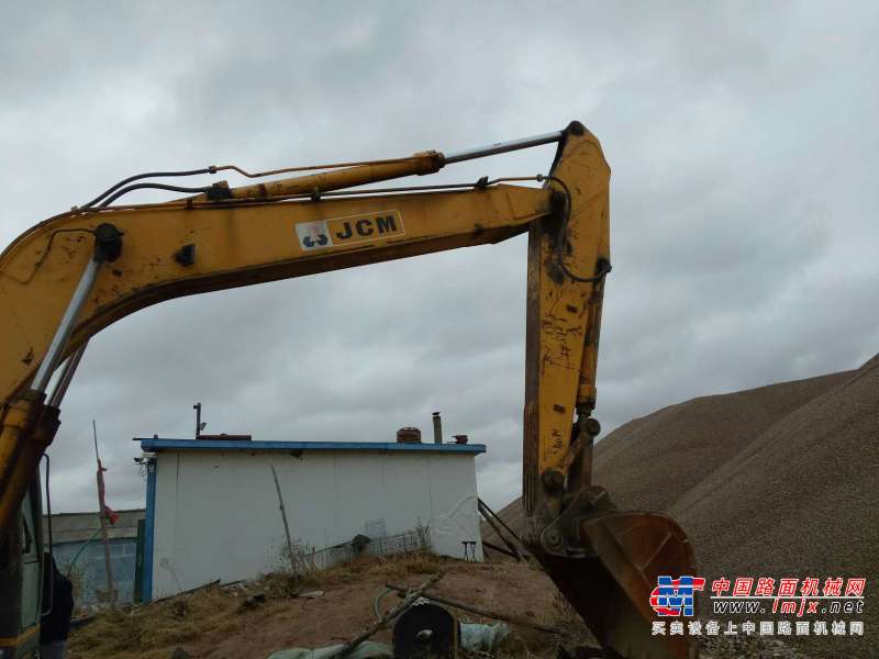 黑龙江出售转让二手10000小时2010年山重建机924C挖掘机