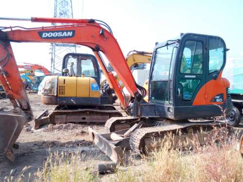 北京出售转让二手4900小时2012年斗山DX60挖掘机