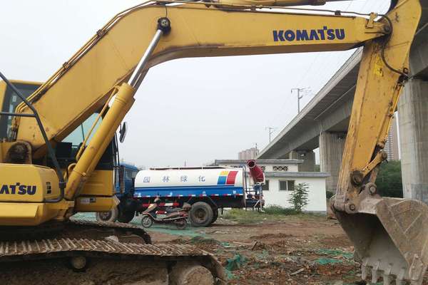陕西出售转让二手4700小时2011年小松PC240LC挖掘机