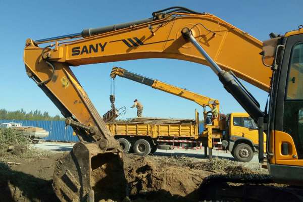 黑龙江出售转让二手7000小时2011年三一重工SY365C挖掘机