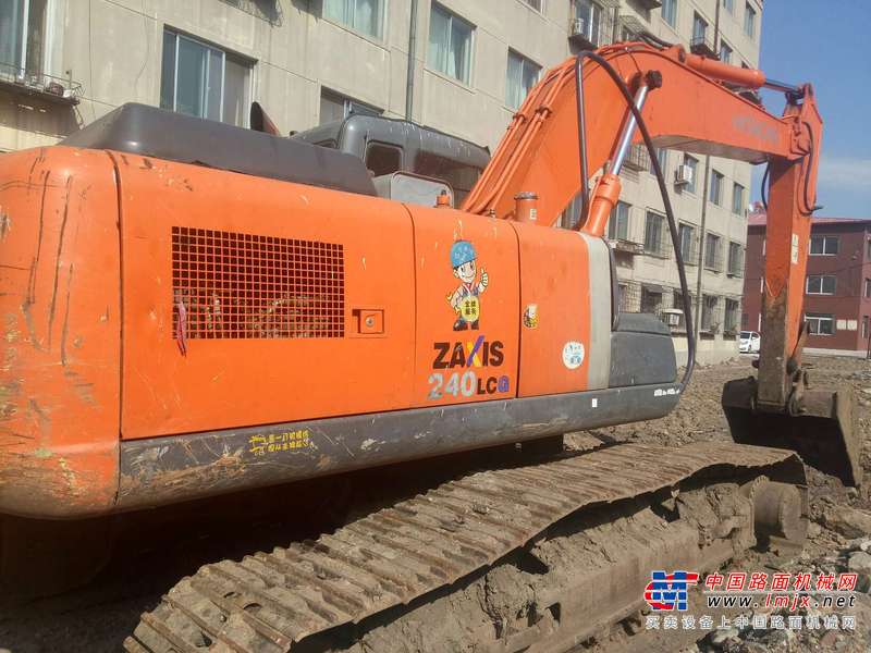 辽宁出售转让二手8900小时2010年日立ZX210LC挖掘机