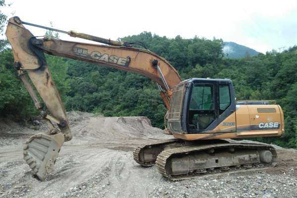 陕西出售转让二手5000小时2011年凯斯CX210B挖掘机