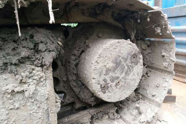 辽宁出售转让二手6000小时2012年龙工LG6060挖掘机