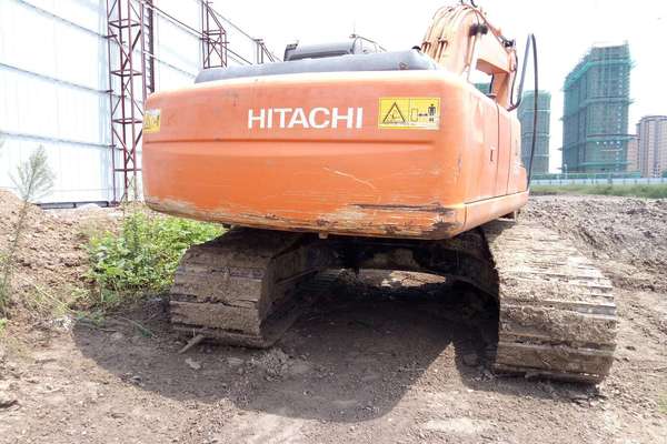 安徽出售转让二手15326小时2006年日立ZX200挖掘机