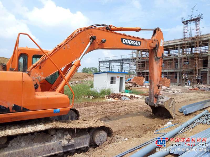 安徽出售转让二手11638小时2008年斗山DH220LC挖掘机
