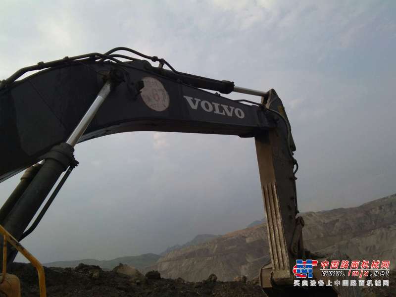 山西出售转让二手12000小时2011年沃尔沃EC460BLC挖掘机