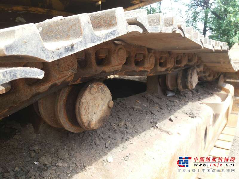 陕西出售转让二手4500小时2012年小松PC270挖掘机