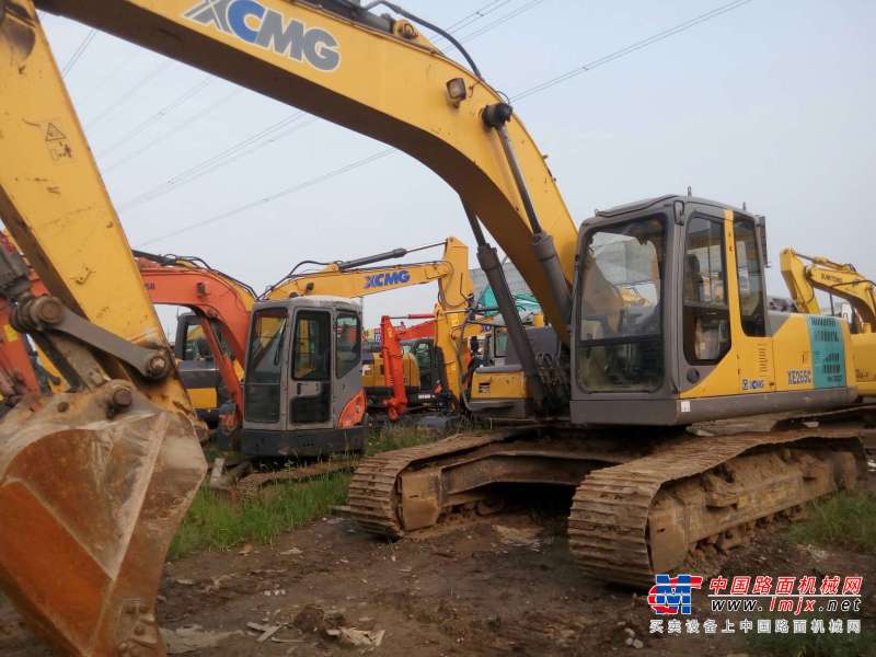 北京出售转让二手6500小时2012年徐工XE265C挖掘机