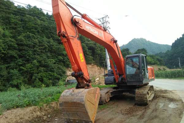 陕西出售转让二手10000小时2010年日立ZX240挖掘机