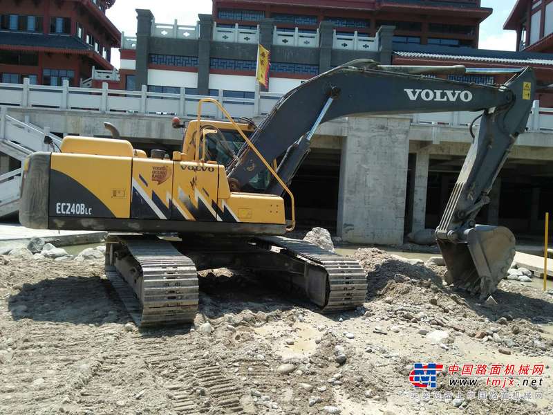 陕西出售转让二手6000小时2012年沃尔沃EC210BLC挖掘机