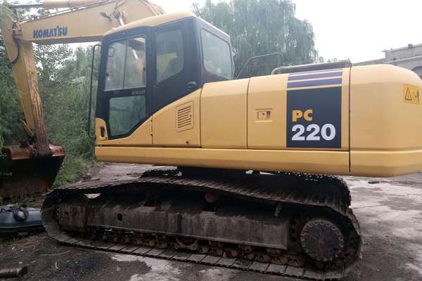 辽宁出售转让二手14000小时2007年小松PC220挖掘机