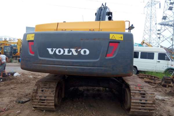 北京出售转让二手4215小时2014年沃尔沃EC300DL挖掘机