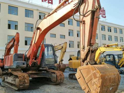 甘肃出售转让二手8000小时2010年日立ZX270挖掘机