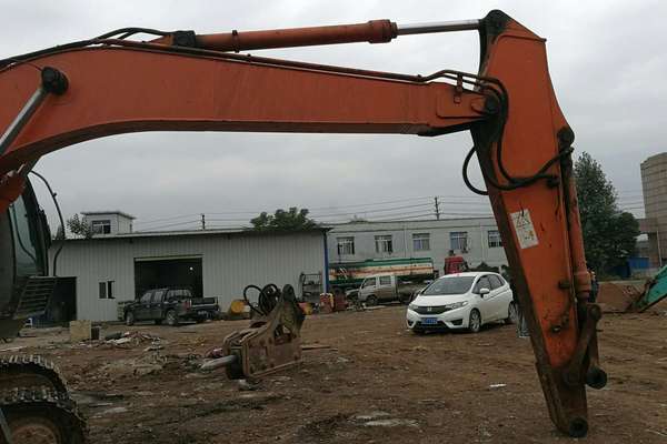 江西出售转让二手12000小时2006年日立EX225USR挖掘机