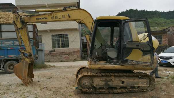江西出售转让二手20000小时2004年小松PC60挖掘机