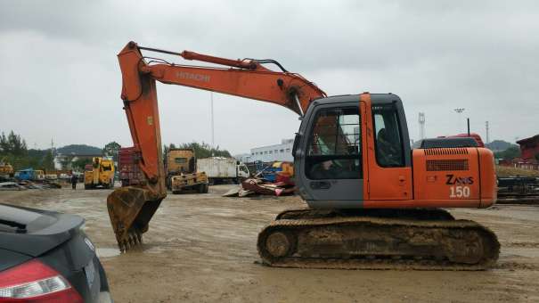 安徽出售转让二手3100小时2013年日立ZX120挖掘机