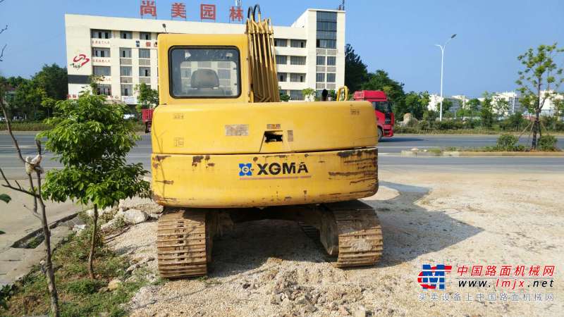 安徽出售转让二手5000小时2011年厦工XG808挖掘机