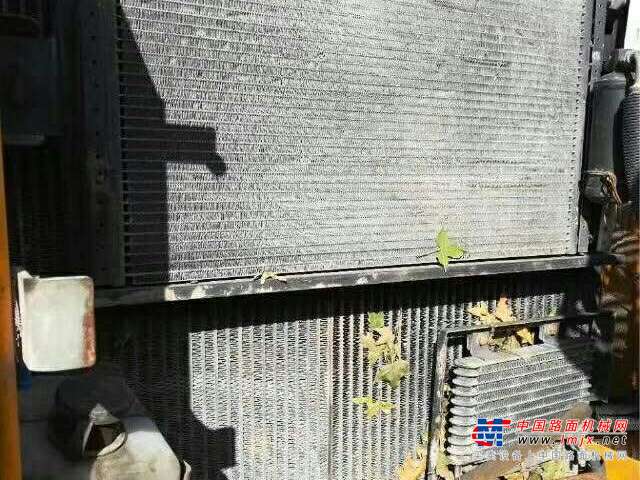 山东出售转让二手4000小时2013年JCBJS200SC挖掘机