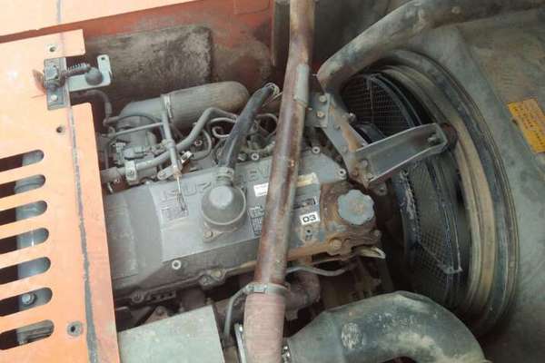 河北出售转让二手6000小时2010年日立ZX270挖掘机
