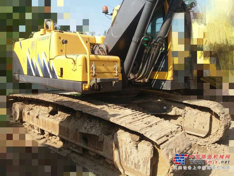 陕西出售转让二手5900小时2012年沃尔沃EC210B挖掘机
