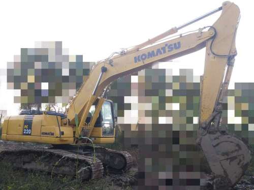 陕西出售转让二手3700小时2014年小松PC220挖掘机