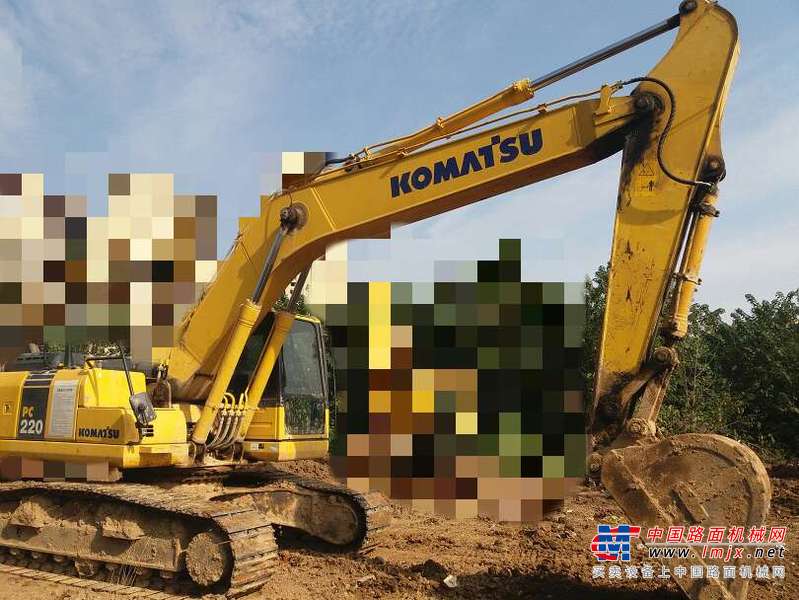 陕西出售转让二手3817小时2013年小松PC220挖掘机