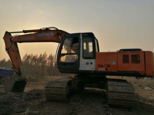 黑龙江出售转让二手15000小时2003年日立EX200挖掘机