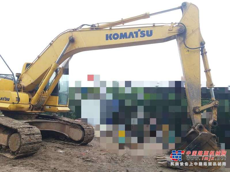陕西出售转让二手3300小时2014年小松PC240LC挖掘机