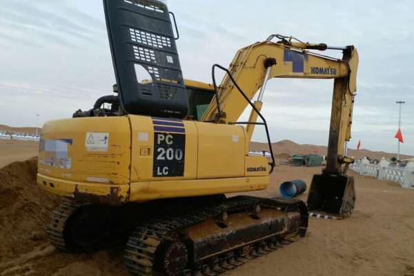 内蒙古出售转让二手4000小时2011年小松PC160LC挖掘机