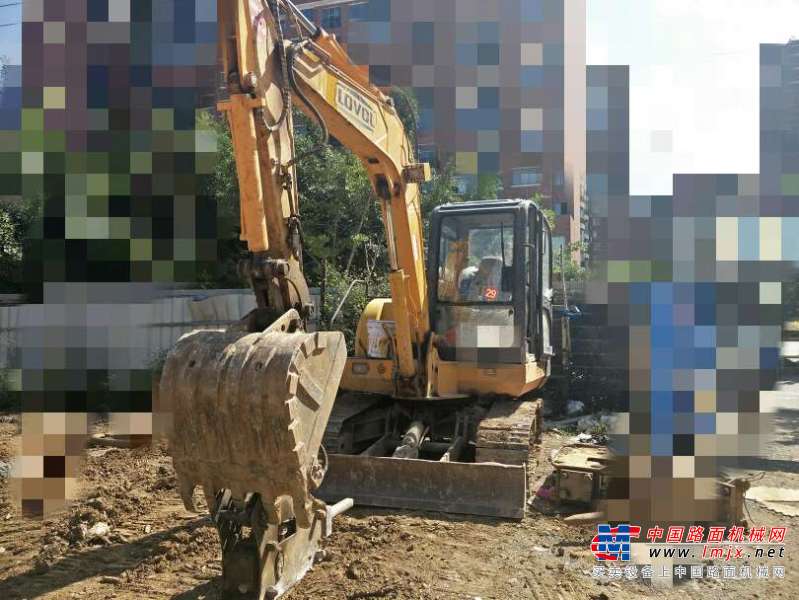 贵州出售转让二手7500小时2010年福田雷沃FR65挖掘机
