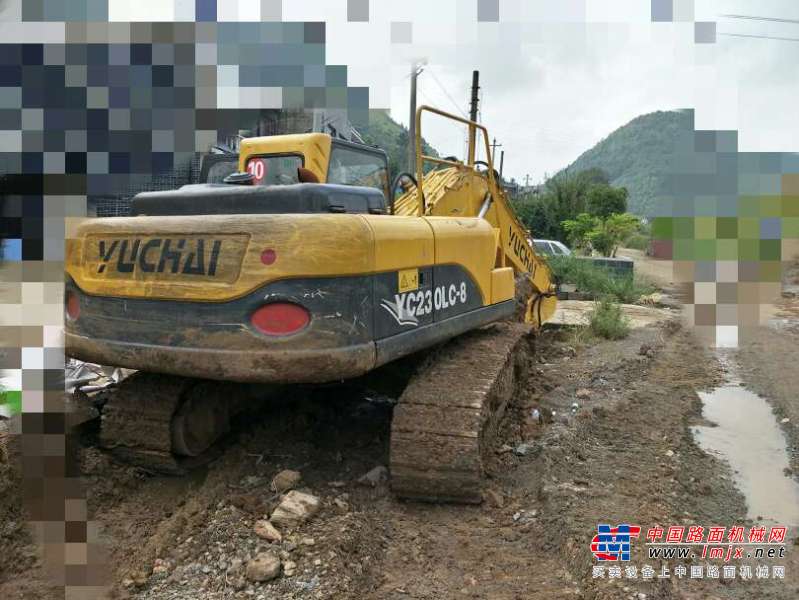 贵州出售转让二手9000小时2010年玉柴YC230LC挖掘机