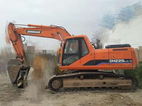 甘肃出售转让二手8000小时2010年斗山DH225LC挖掘机