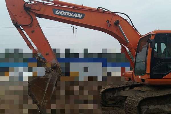陕西出售转让二手5000小时2011年斗山DH225LC挖掘机