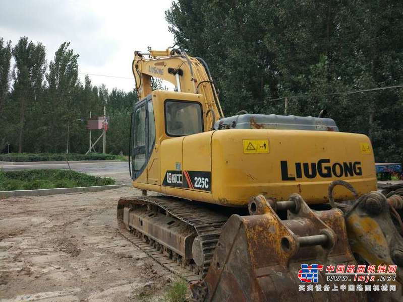 山东出售转让二手10000小时2009年柳工CLG225C挖掘机