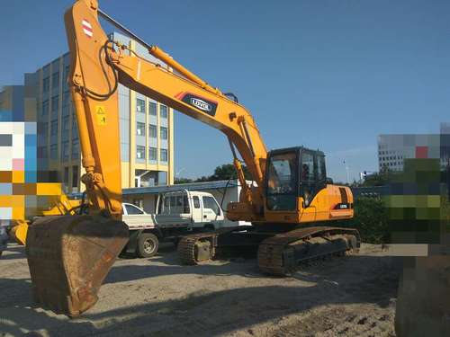 山东出售转让二手5000小时2013年福田雷沃FR260挖掘机