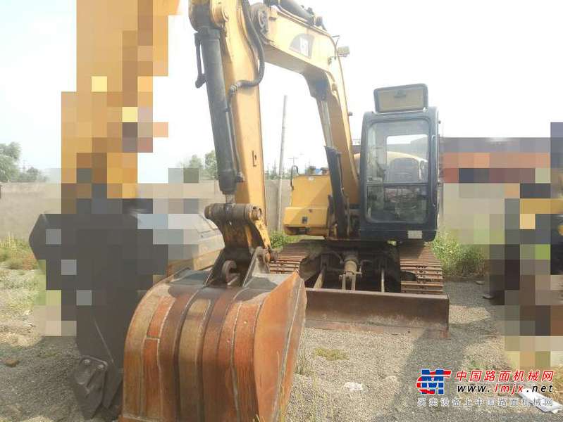 黑龙江出售转让二手6700小时2010年卡特重工CT80挖掘机