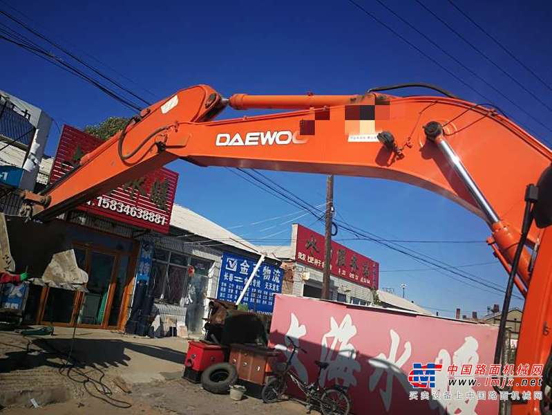 吉林出售转让二手18000小时2005年大宇DH220LC挖掘机