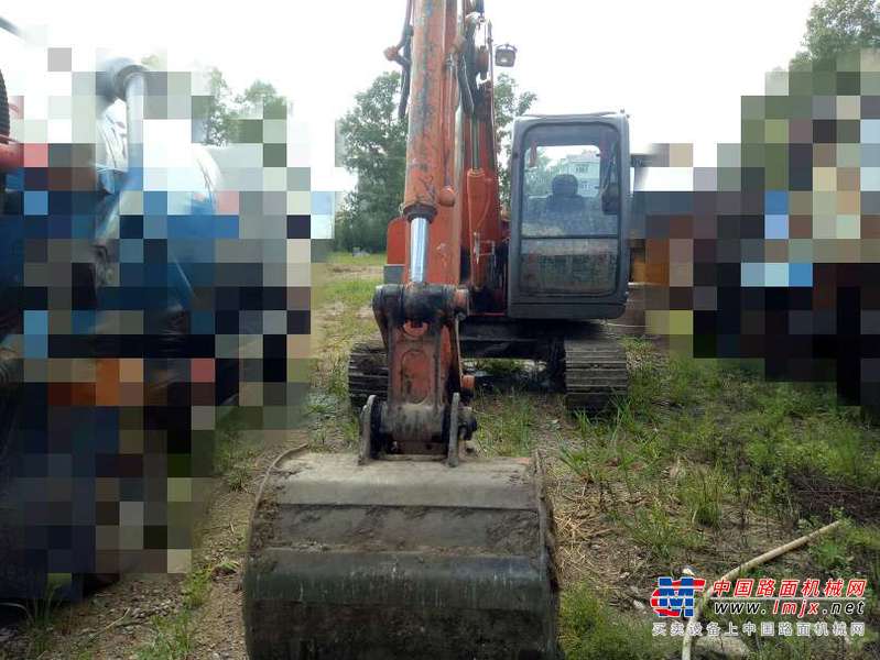 黑龙江出售转让二手9700小时2009年日立ZX70挖掘机