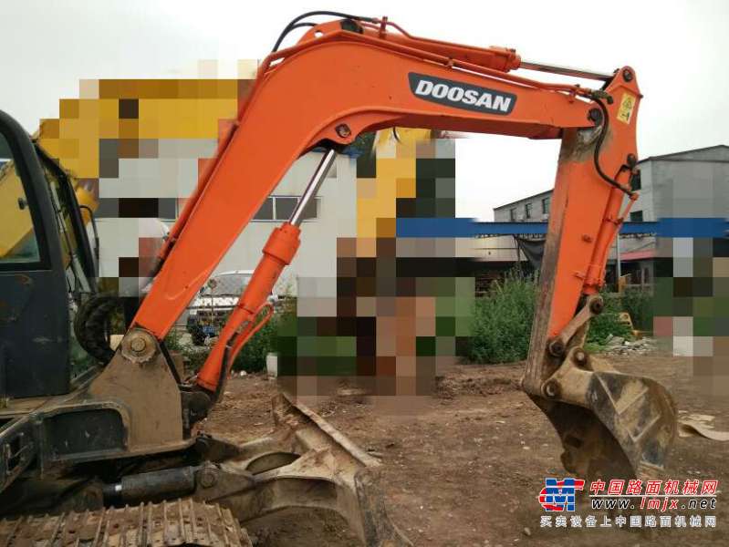 河北出售转让二手5800小时2011年斗山DH80挖掘机